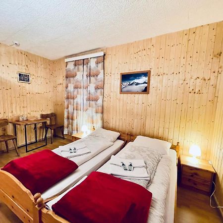 Weisses Roessli Hotel ลอยเคอร์บัด ภายนอก รูปภาพ