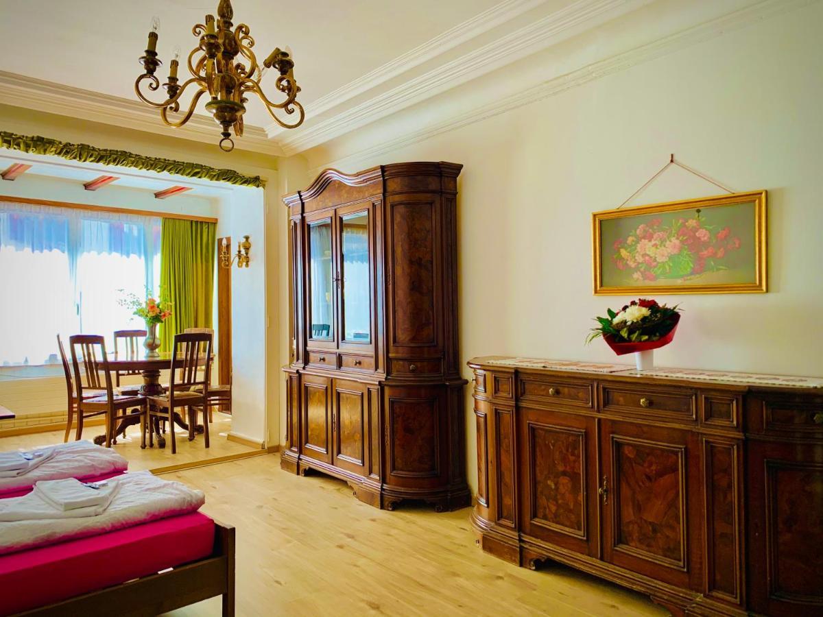 Weisses Roessli Hotel ลอยเคอร์บัด ภายนอก รูปภาพ
