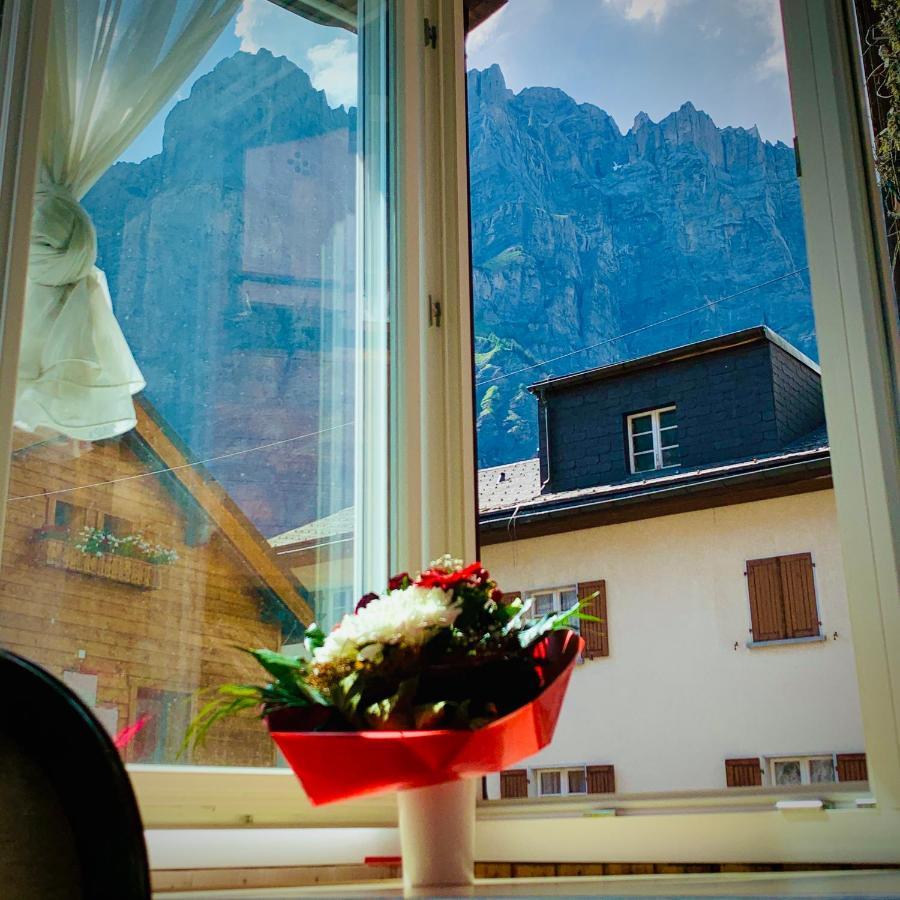 Weisses Roessli Hotel ลอยเคอร์บัด ภายนอก รูปภาพ