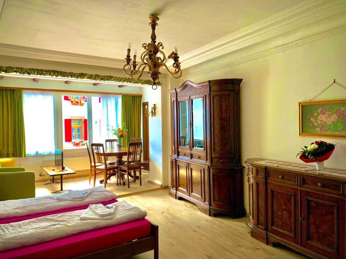 Weisses Roessli Hotel ลอยเคอร์บัด ภายนอก รูปภาพ